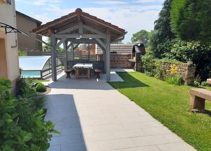 D'hotes Des 2 Lacs 住宿加早餐酒店 3*